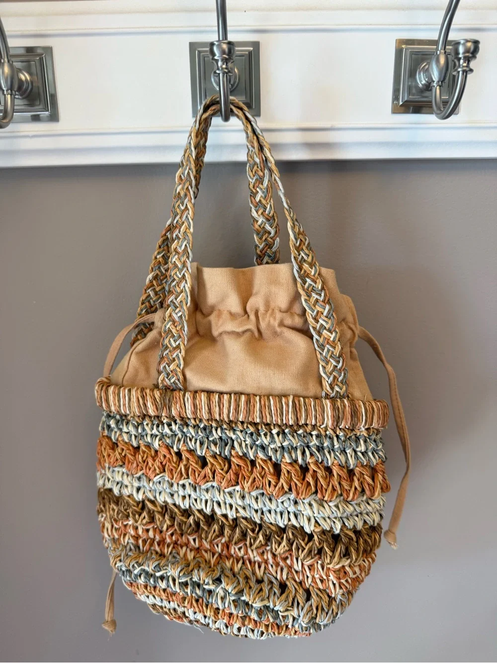 Capelli of New York Braided Straw Bucket Bag in Tan, Cream and Blue-Grey - Picture 4 of 5